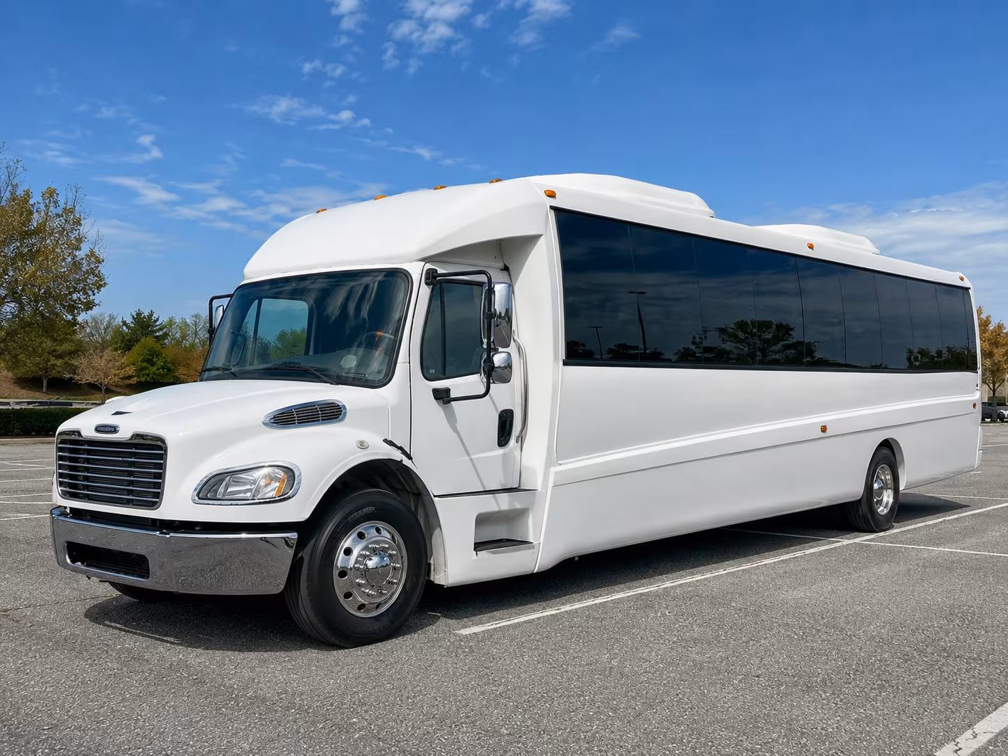 dubuque 30 passenger party bus