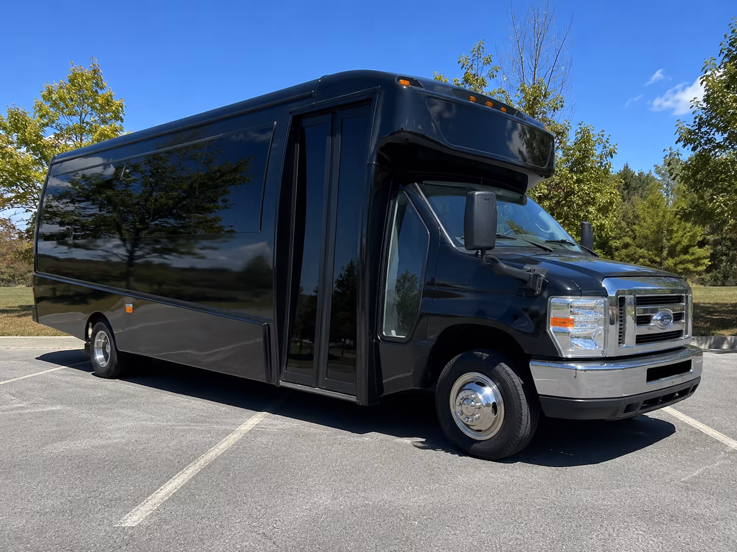 dubuque employee transportation onboard seating