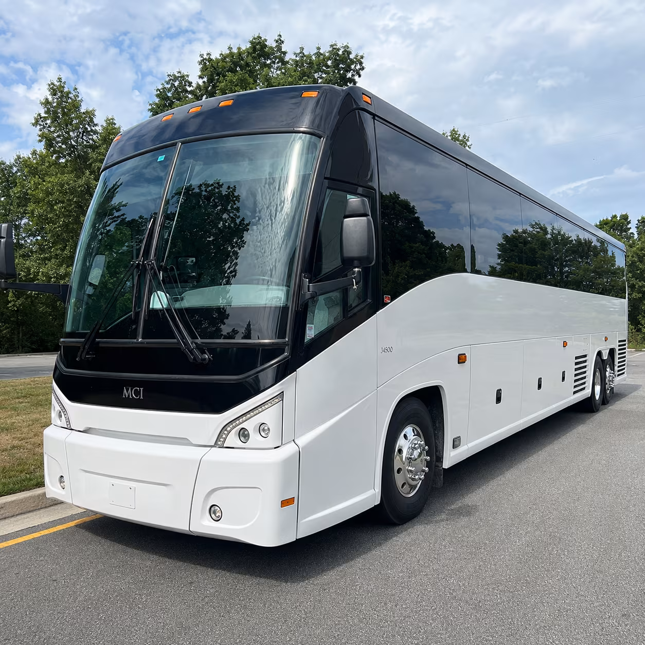 road trip buses to alpine valley vibrant arena and chicago concert venues